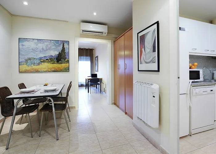 Ainb Diagonal Francesc Macia Apartamento