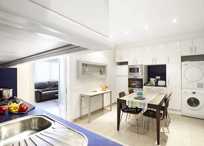 Ainb Diagonal Francesc Macia Apartamento