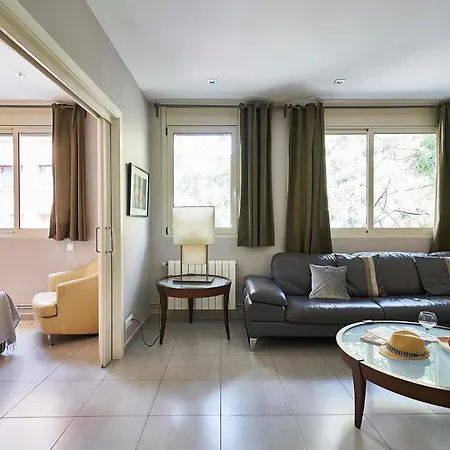 Ainb Diagonal Francesc Macia Apartamento Barcelona